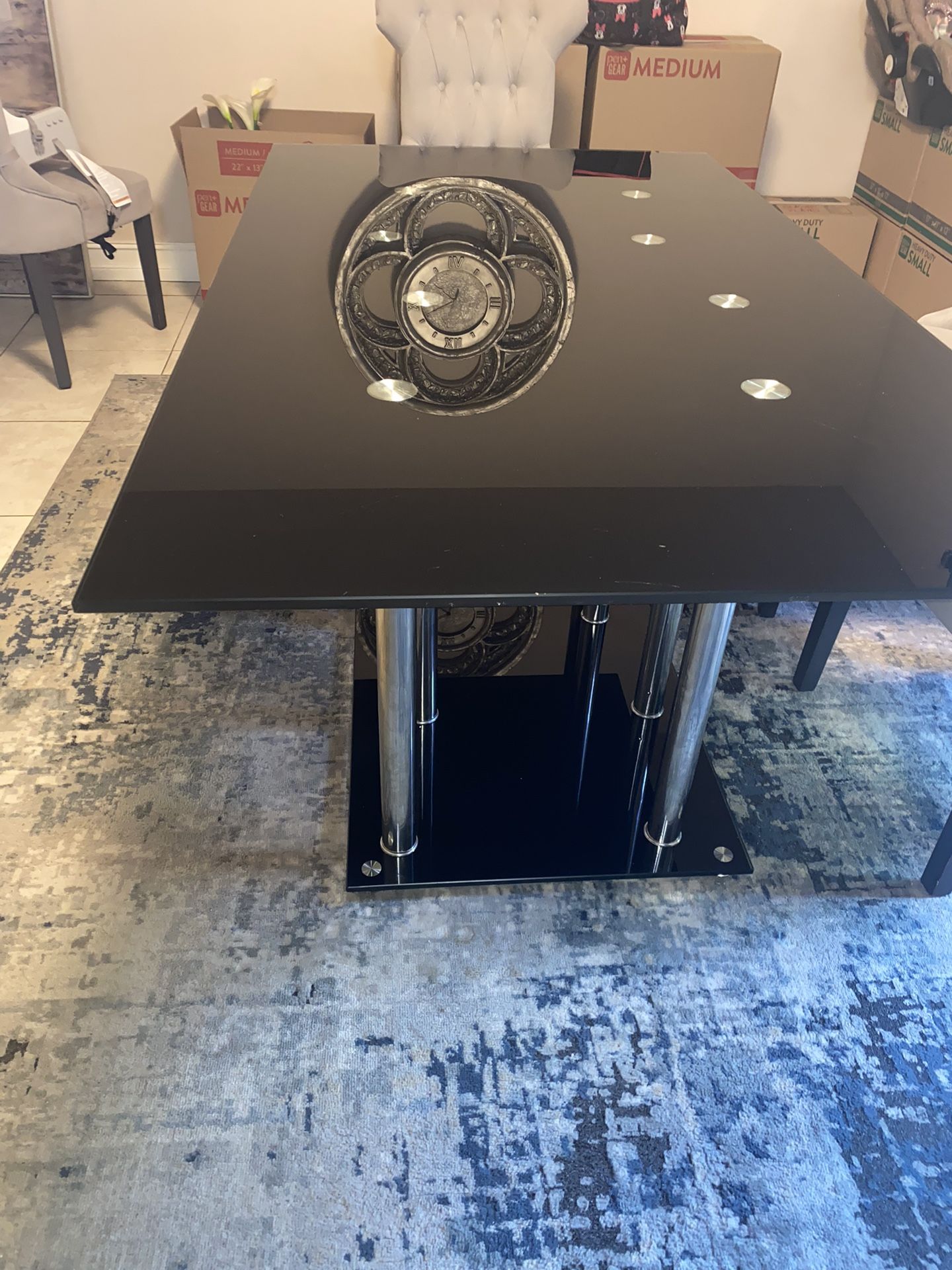 Beautiful Dinning Table.