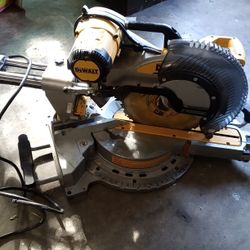 Dual Bevel DeWalt Saw