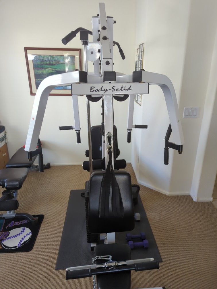Body Solid Home Gym