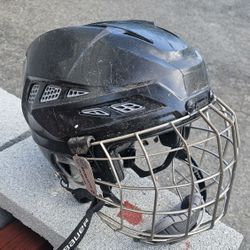 Cascade Black Lacrosse Helmet With Bauer FM7500 Black Mask
