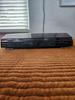 Vintage Pioneer PL-990 Full Automatic Stereo Turntable