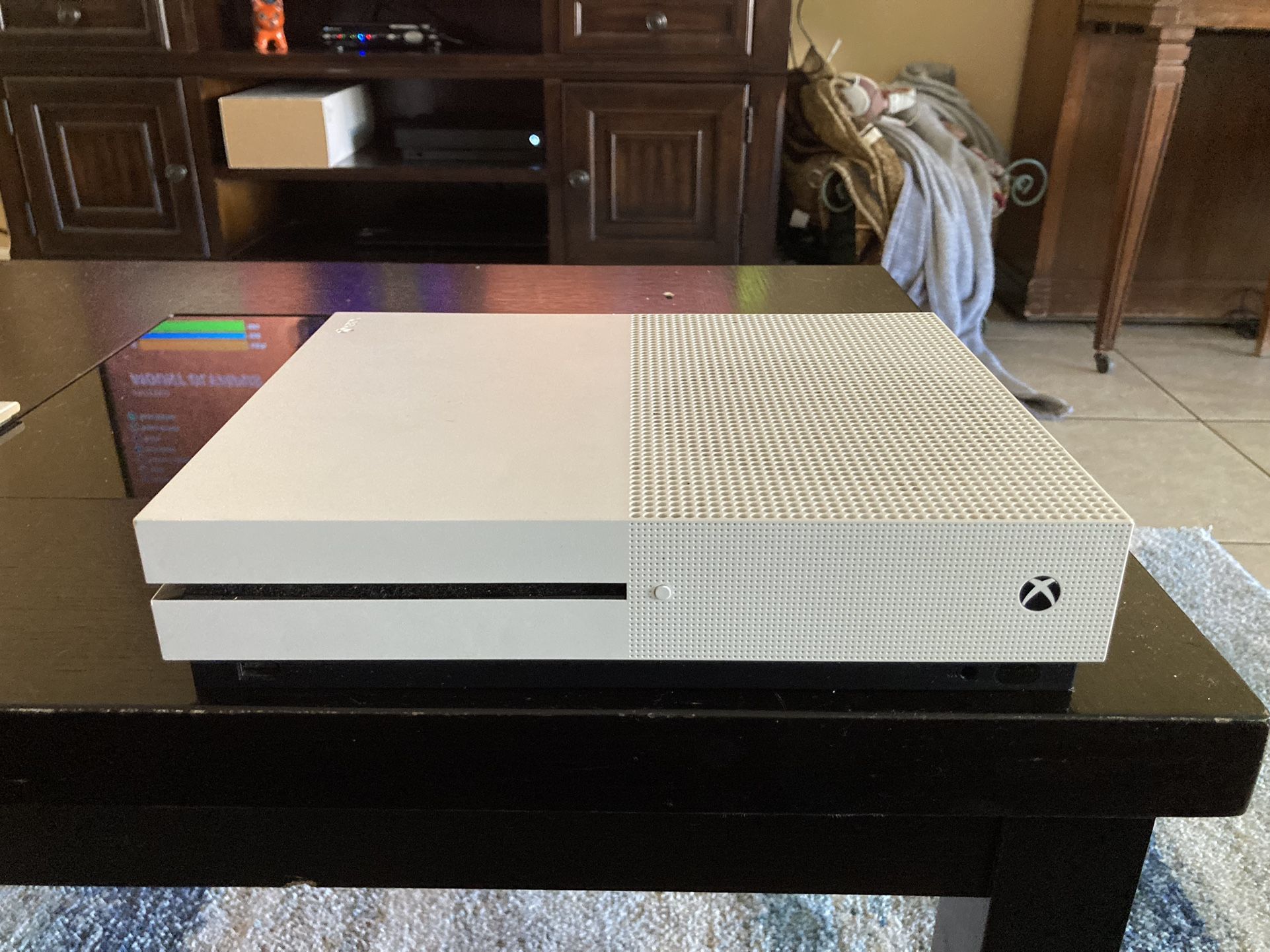 Xbox One S