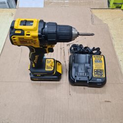 DEWALT

ATOMIC 20V MAX Cordless Brushless Compact 1/2 in. Drill/Driver

(Model: DCD708)