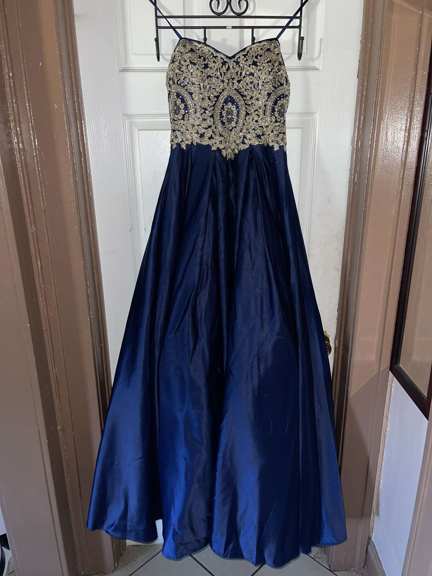 Quinceañera Dress, Cups And Pillow Set 