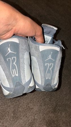 No box a lil worn and I do trades