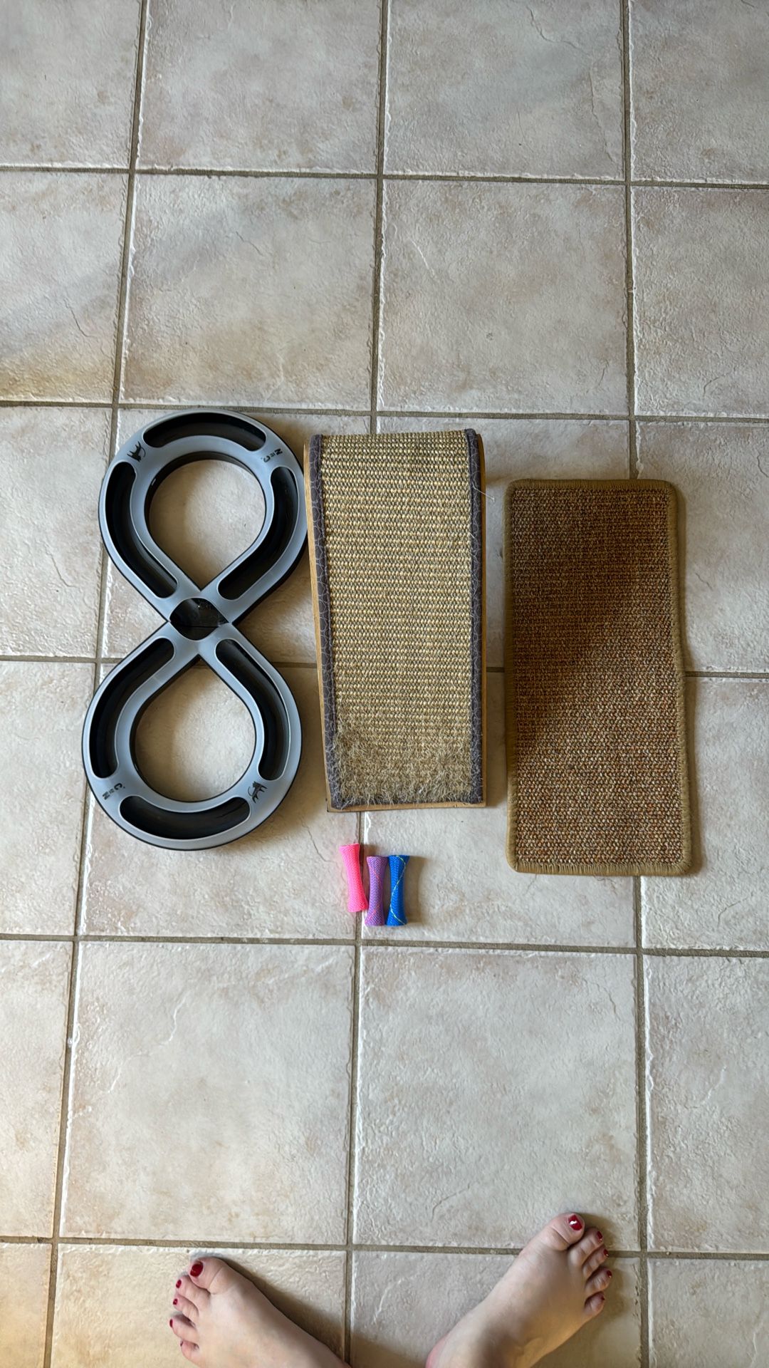 FREE Used cat scratchers + Toys 