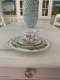 Aynsley pembroke fine china