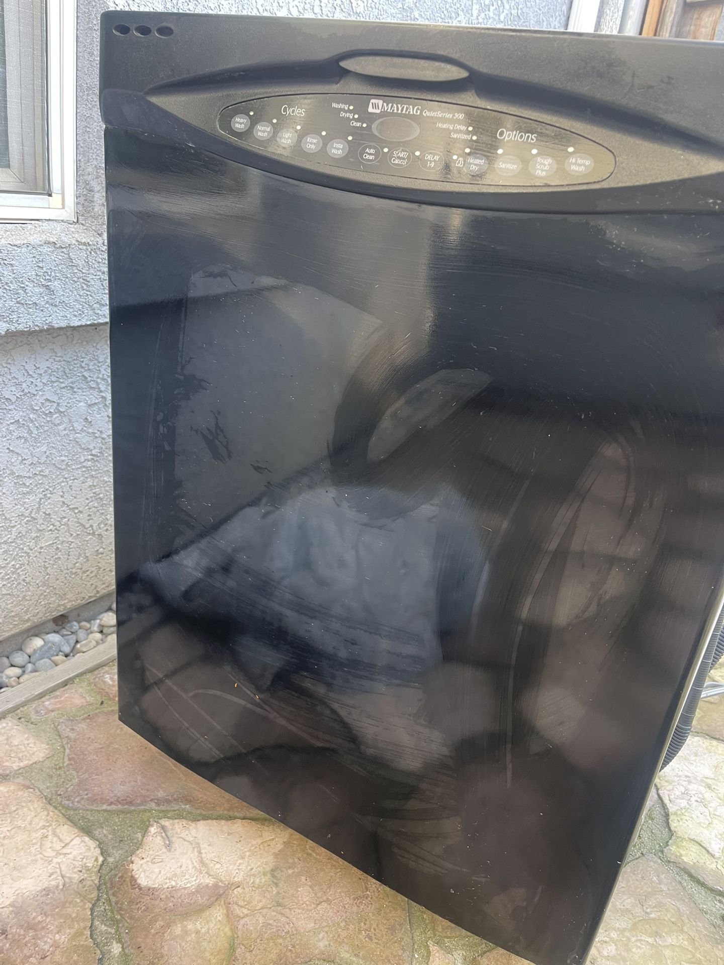 Dishwasher Black