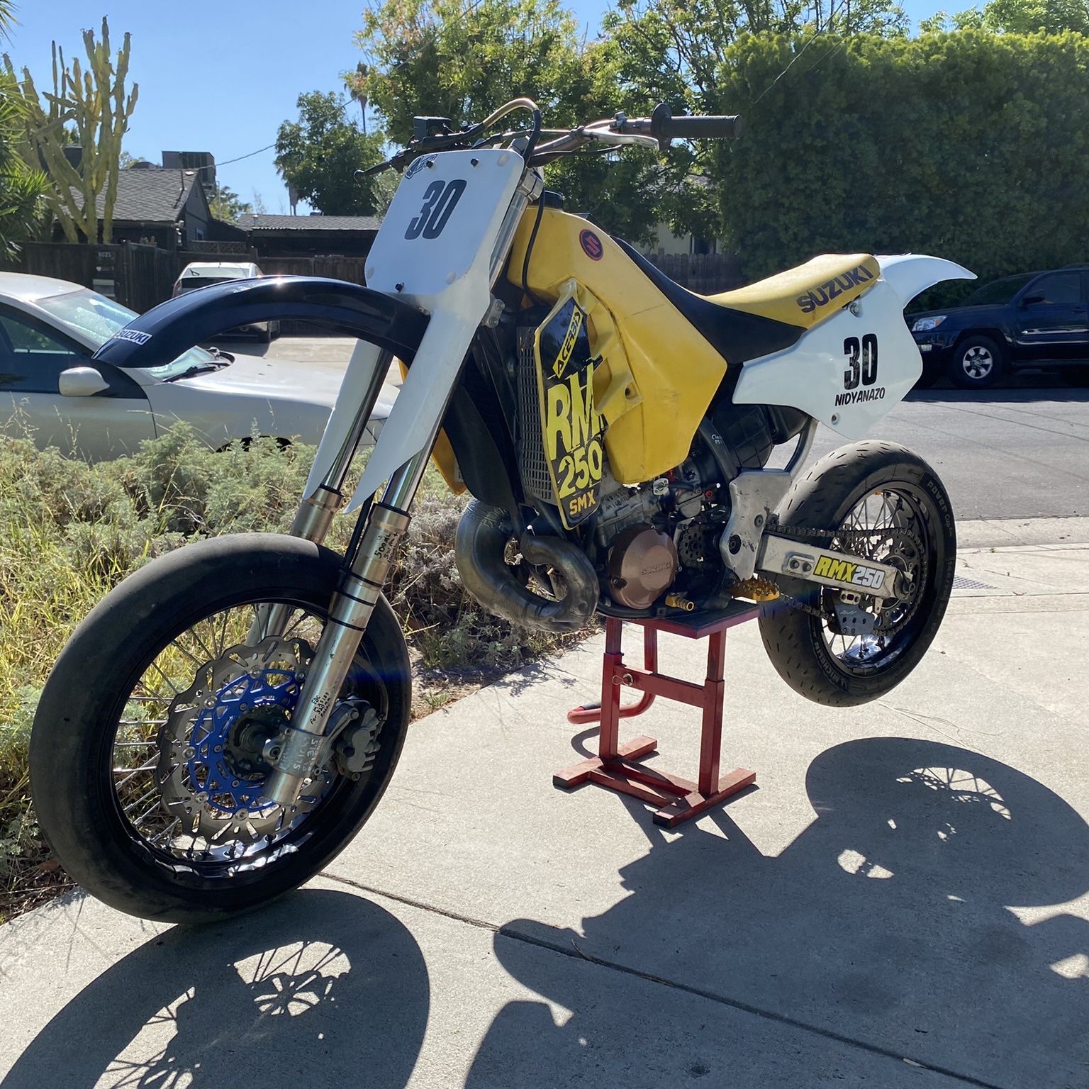 SUZUKI RMX 250 SUPERMOTO 2 STROKE 25OCC Great For SUPERMOTO Tracks