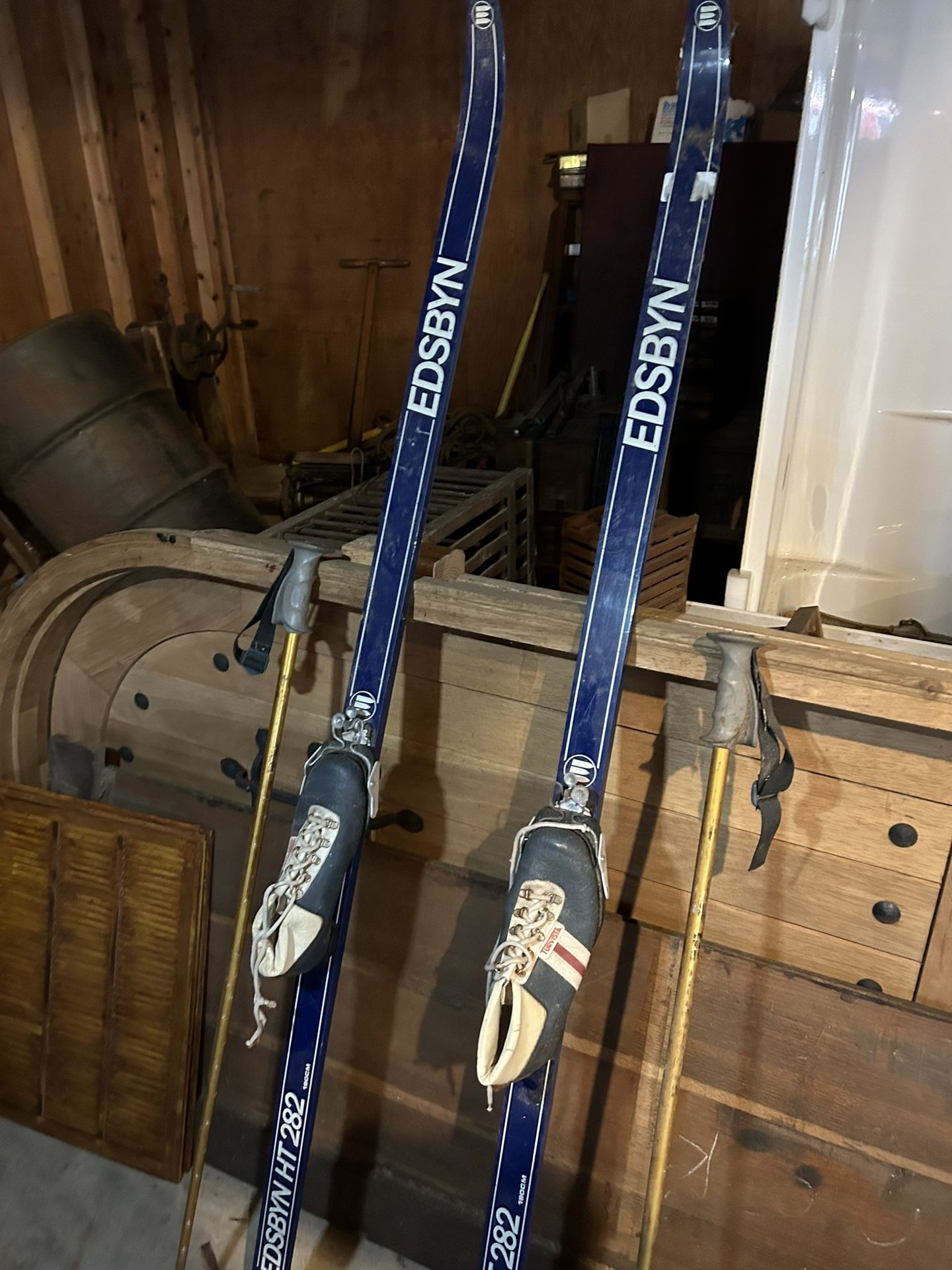 Vintage Ski Lot