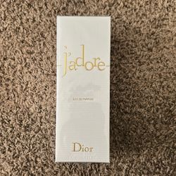 Jadore Dior Perfume 