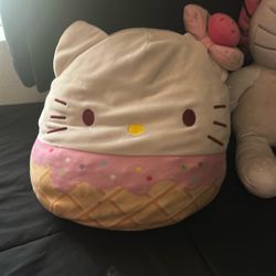 hello kitty plushie 