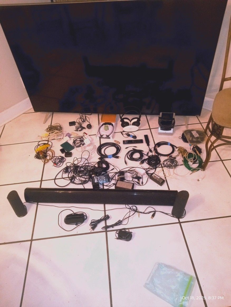 Vizio 70 Inch With Remote And Tons Of Accessories Multiple Headphones HDMI Cords Adapters All Sorts Of Accessories 200 Takes Everything For Perfect Sm
