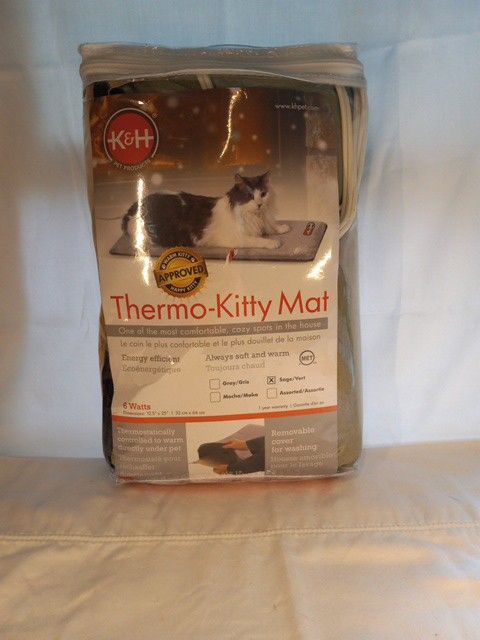 K&H Pet Products Thermo-Kitty Mat Heated Cat Bed Sage 12.5 X 25 Inches New