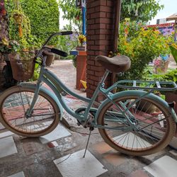 Beach Cruiser Bike