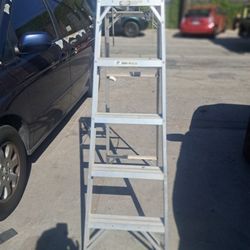 Allminum Ladder 6ft