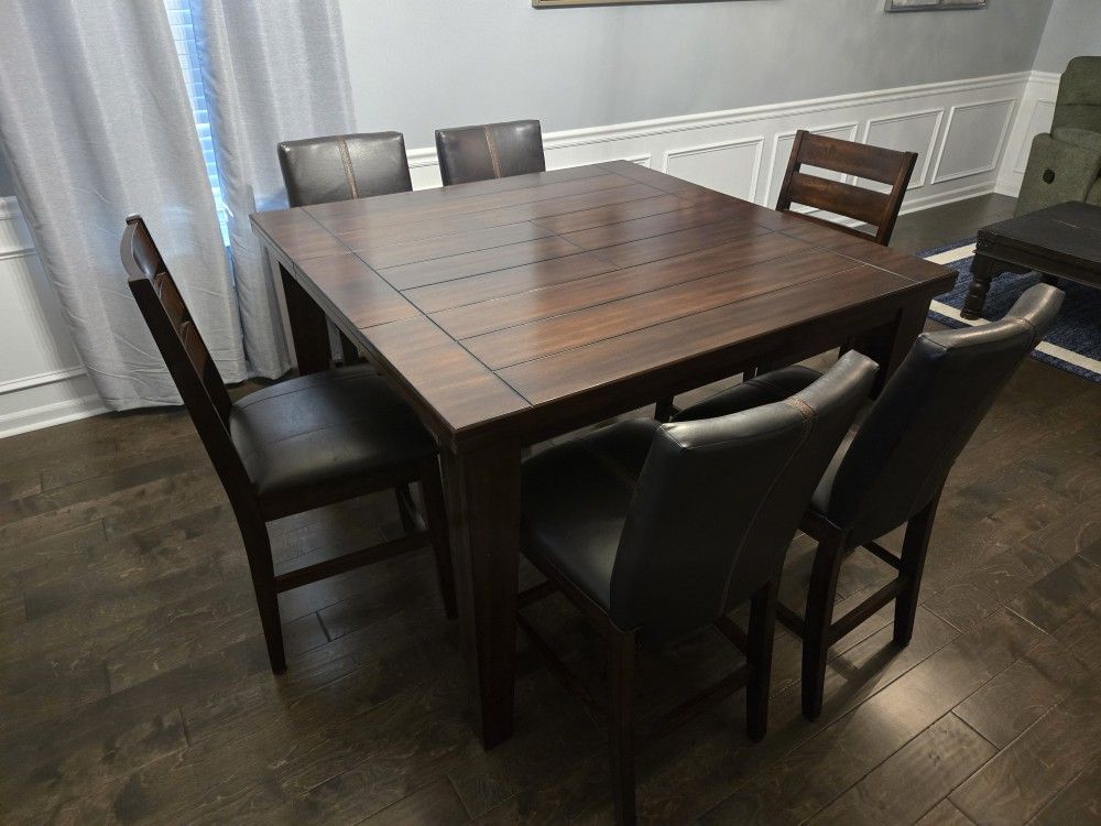 Ashley Furniture 6 Person Adjustable Table