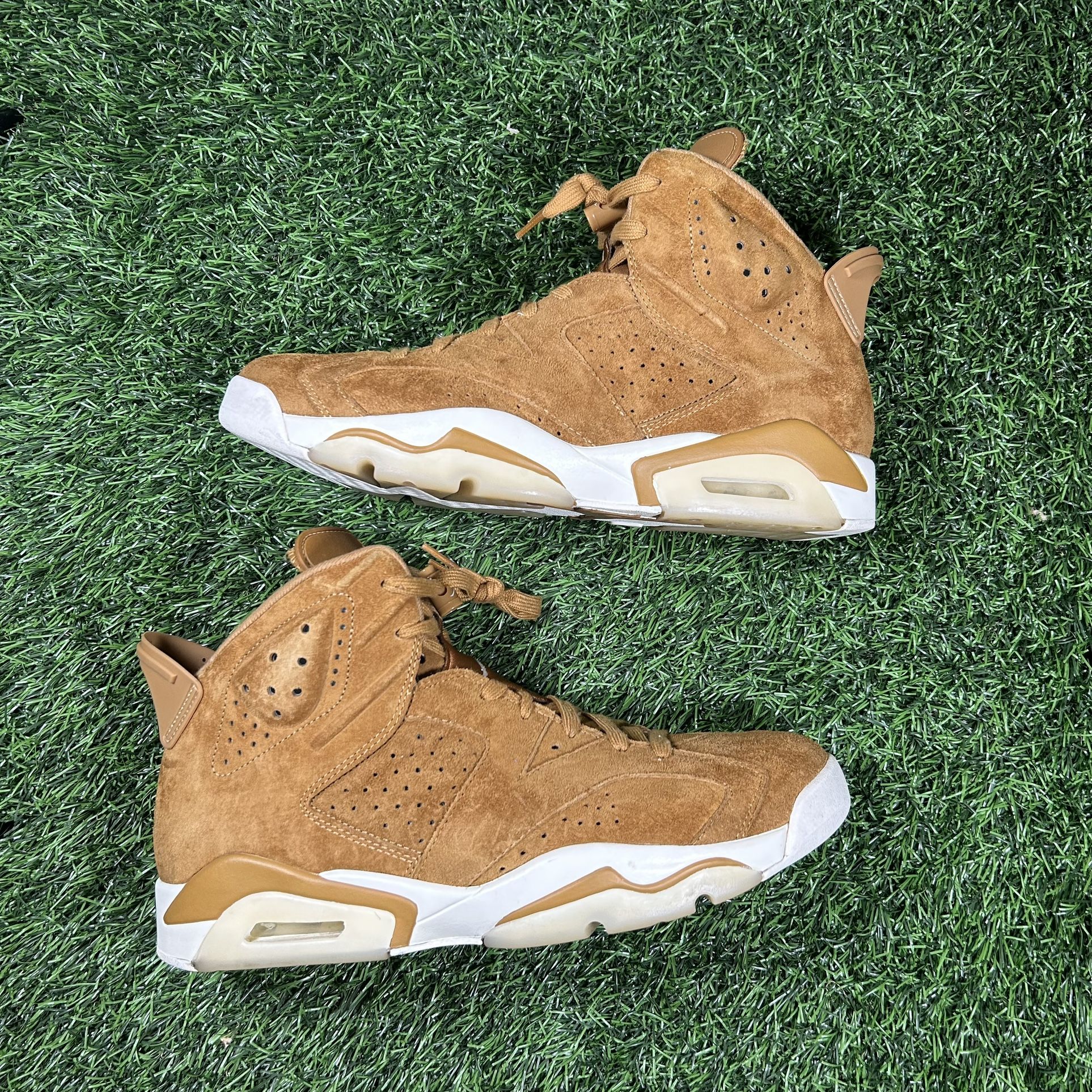 Retro Jordan 6 “Golden Harvest”