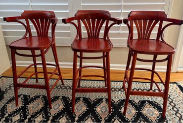 Set of 3 Radomsko Z.M.G. Bentwood bar stools, made in Poland.