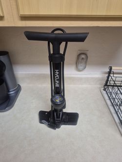 Hycline bike floor pump with gauge