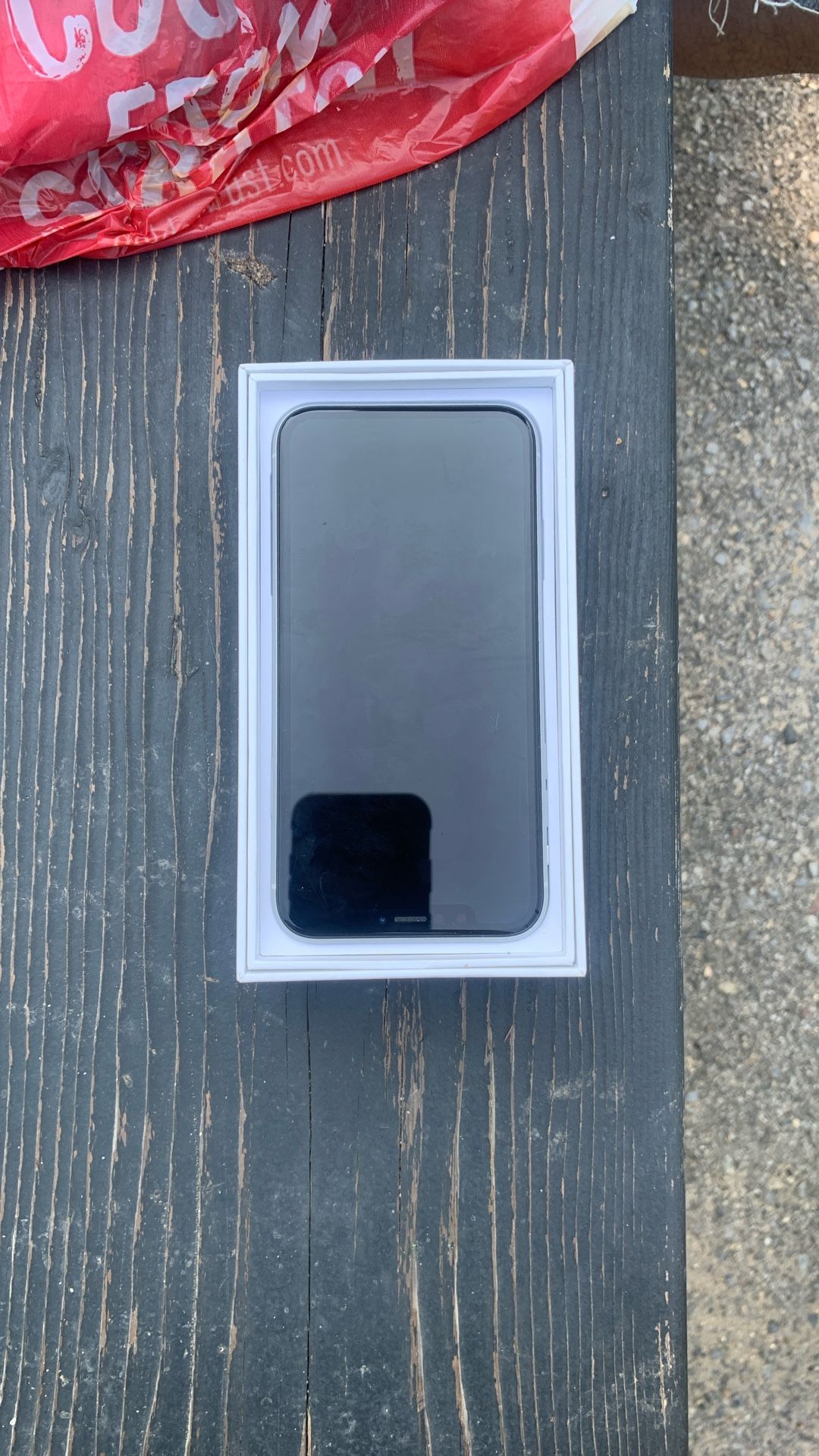 Apple iPhone XR - White 64GB
