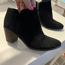 Black Boots