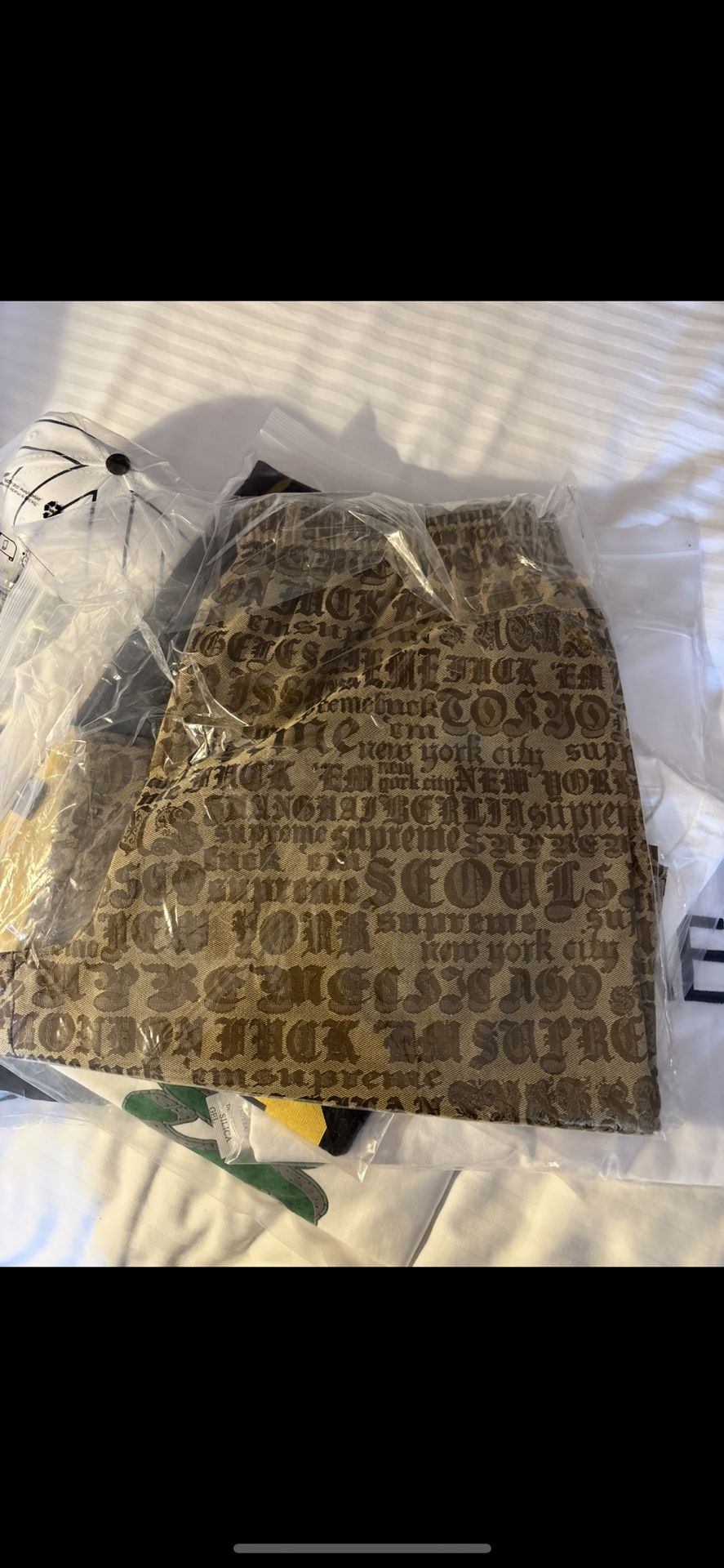 Supreme Shorts Brand New 