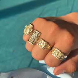 10k Gold rings 
