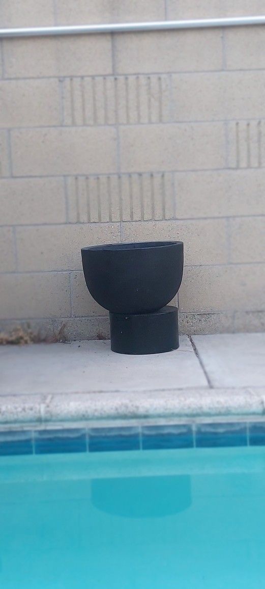 Plastic Big Bowl Great As A Water Fountain Or For A Plant