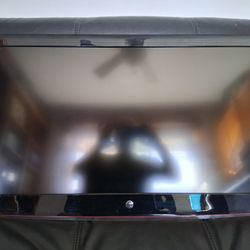 32" Westinghouse TV / Monitor