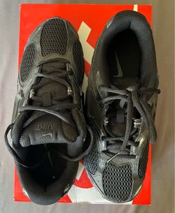 NIKE V5 RNR  7.5 men