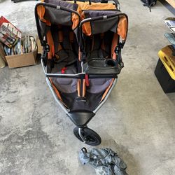 Double BOB Stroller, Has Car Seat/Tray Attachment And Rain Cover 