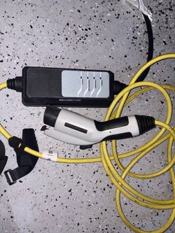 BMW OEM J1772 EV Charging Cable w/ Carrying Case