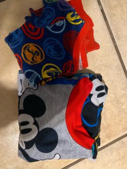 2 set of pajamas 2T