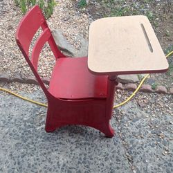 Kindergarten Student Desk And Chair 