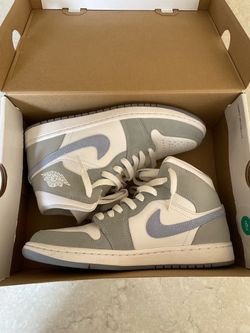 Women’s Air Jordan 1 mid