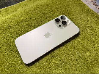 iPhone 16 Pro Max 512GB AT&T