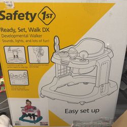 Safety 1st Walker 