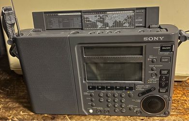 Sony ICF-SW77 World Band Receiver Radio