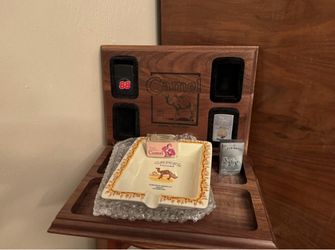 Vintage Camel & Zippo Collectibles – Display, Lighters & Ashtray