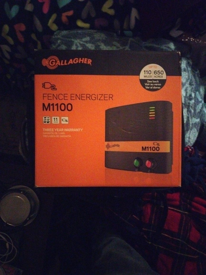 Gallagher Fence Energizer M1100