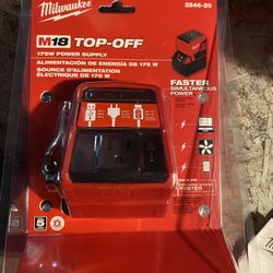 Milwaukee M18 Power Inverter 