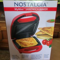 Nostalgia my mini sandwich maker