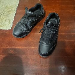 Tres Safe Shoes. For Kitchen Use Enviroment. Professional