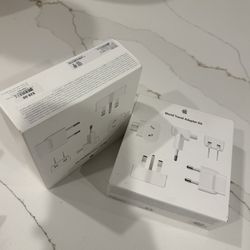 Travel Adapter Kit 
