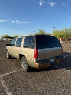 2000 Cadillac Escalade 5.7L V8 4WD - GMT400