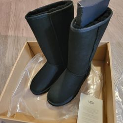UGG CLASSIC TALL BOOTS