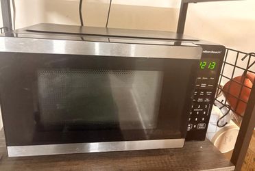 Hamilton Beach countertop microwave oven