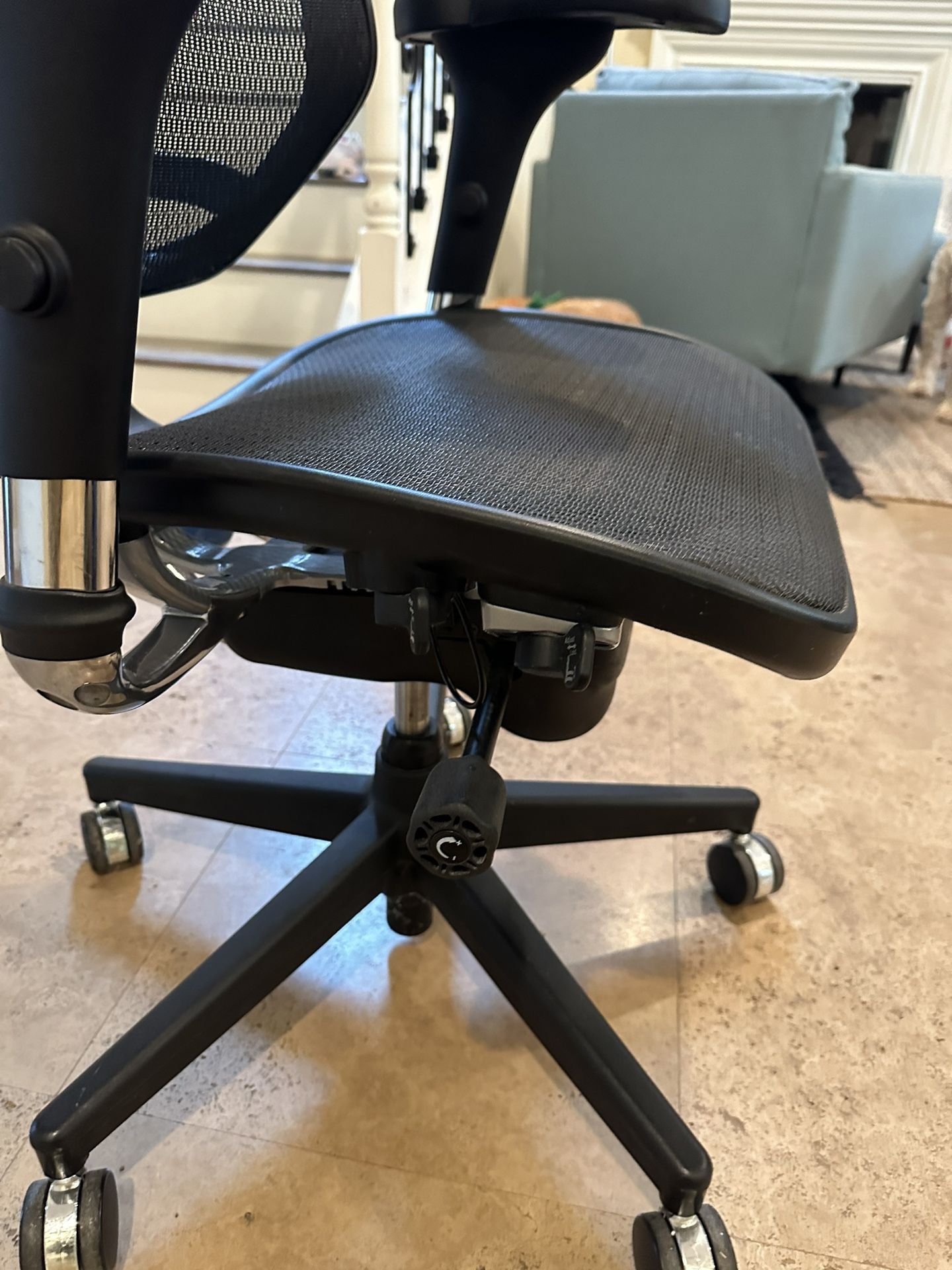 WorkPro® 1000 Series Ergonomic Mesh/Mesh Mid-Back Task Chair, Black/Black, BIFMA Compliant