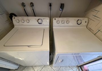 General Appliances Washer and Dryer (GE Appliances)